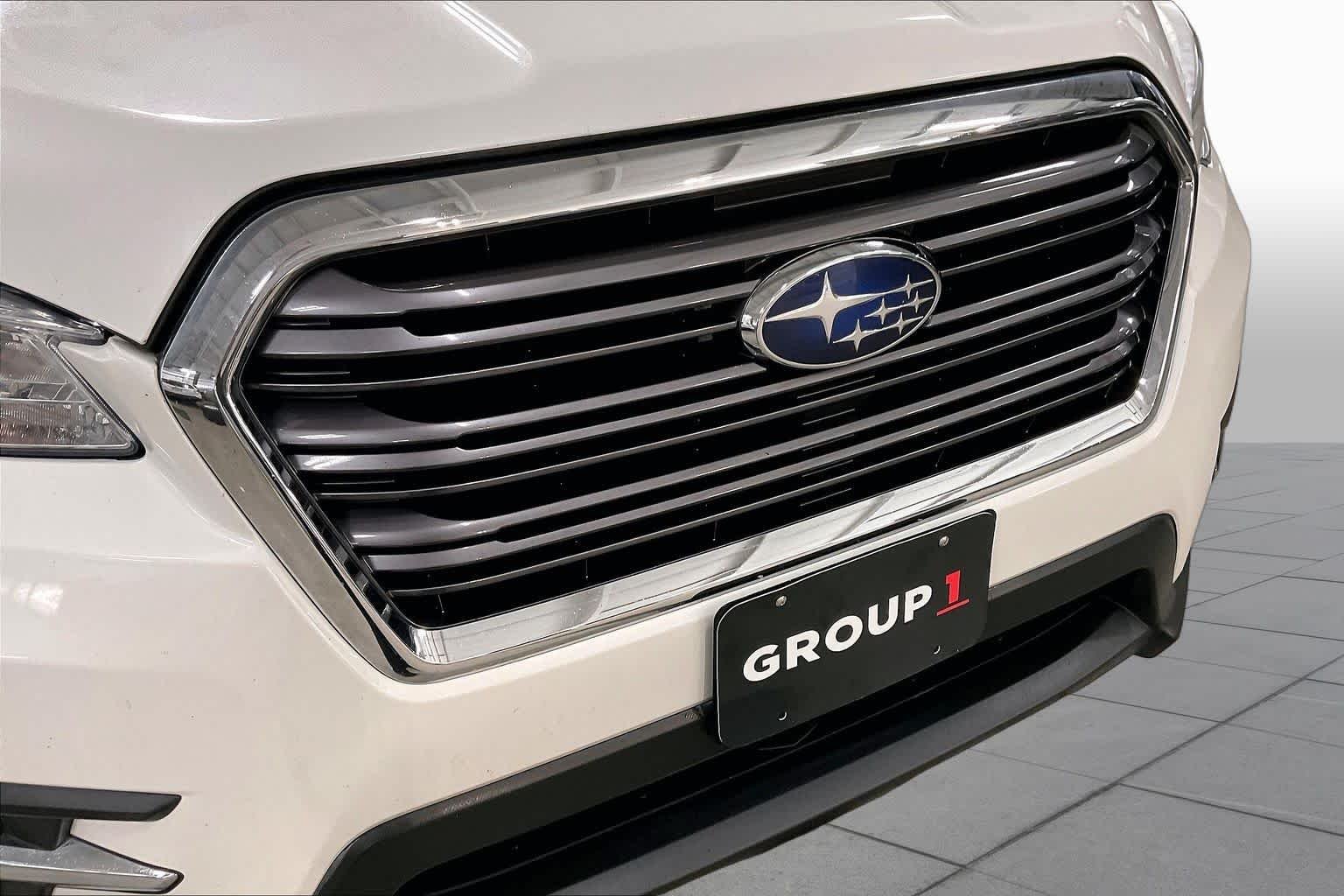 Used 2019 Crystal White Pearl Subaru Premium image 29