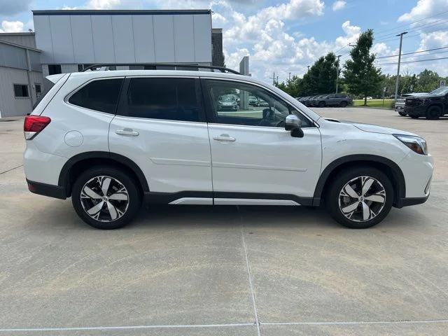 Used 2020 Crystal White Pearl Subaru Touring image 3