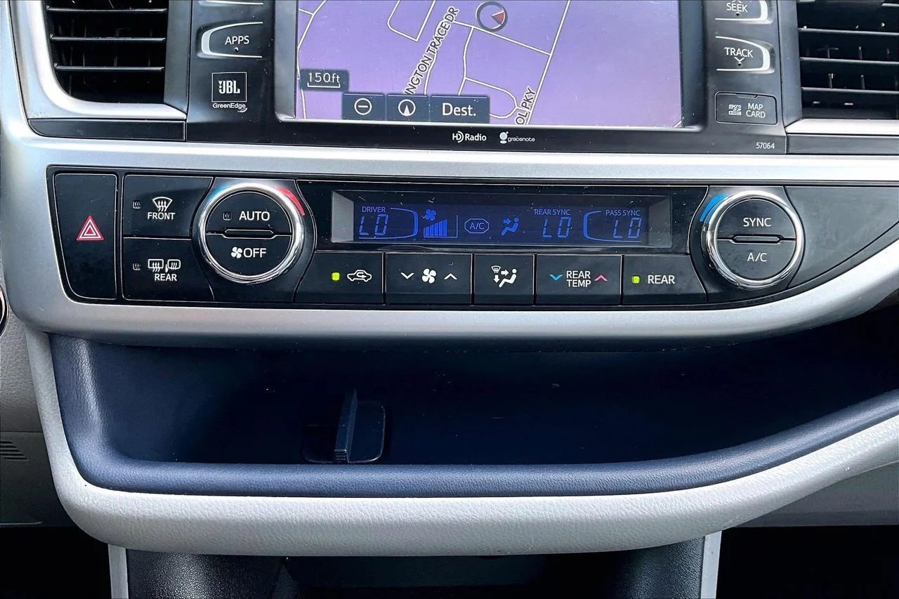 Used 2015 Black Toyota Limited image 19