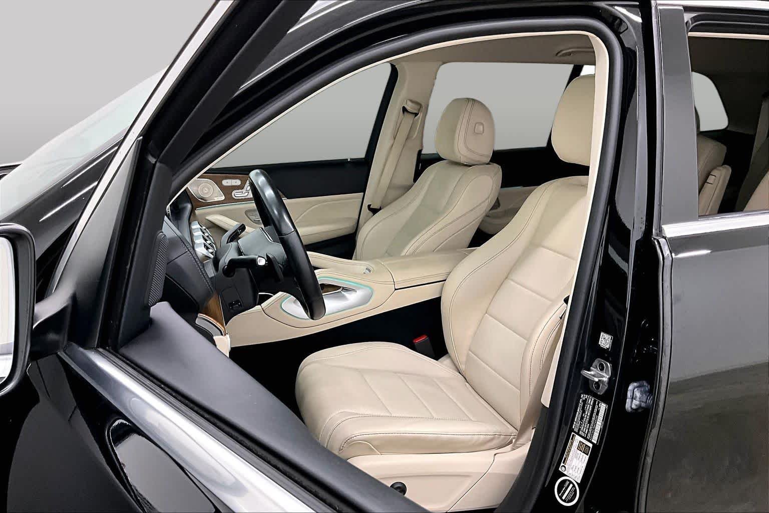 Pre-Owned 2022 Mercedes-Benz GLS 450