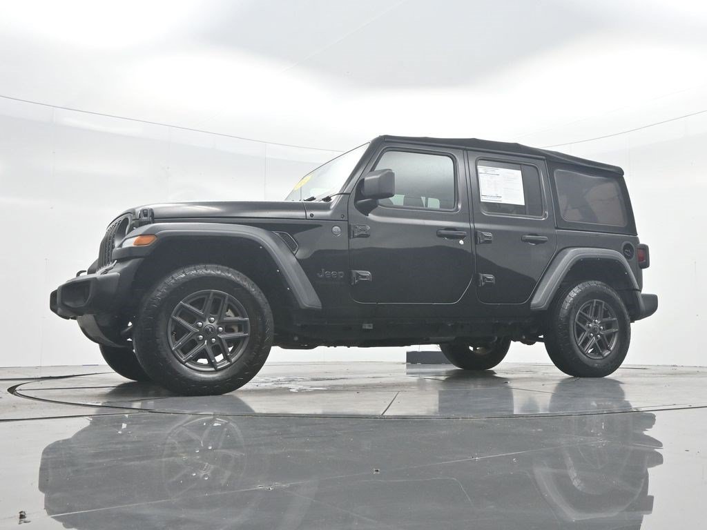 Used 2024 Black Clearcoat Jeep Sport S image 34