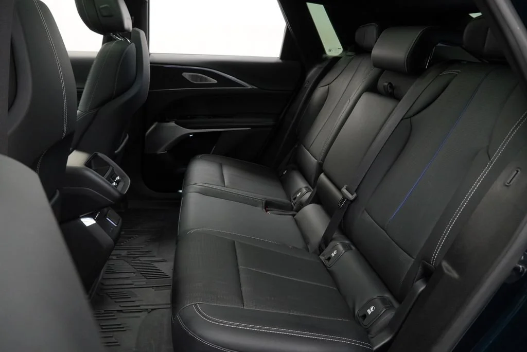 Used 2024 Emerald Lake Metallic Cadillac Sport 2 image 12