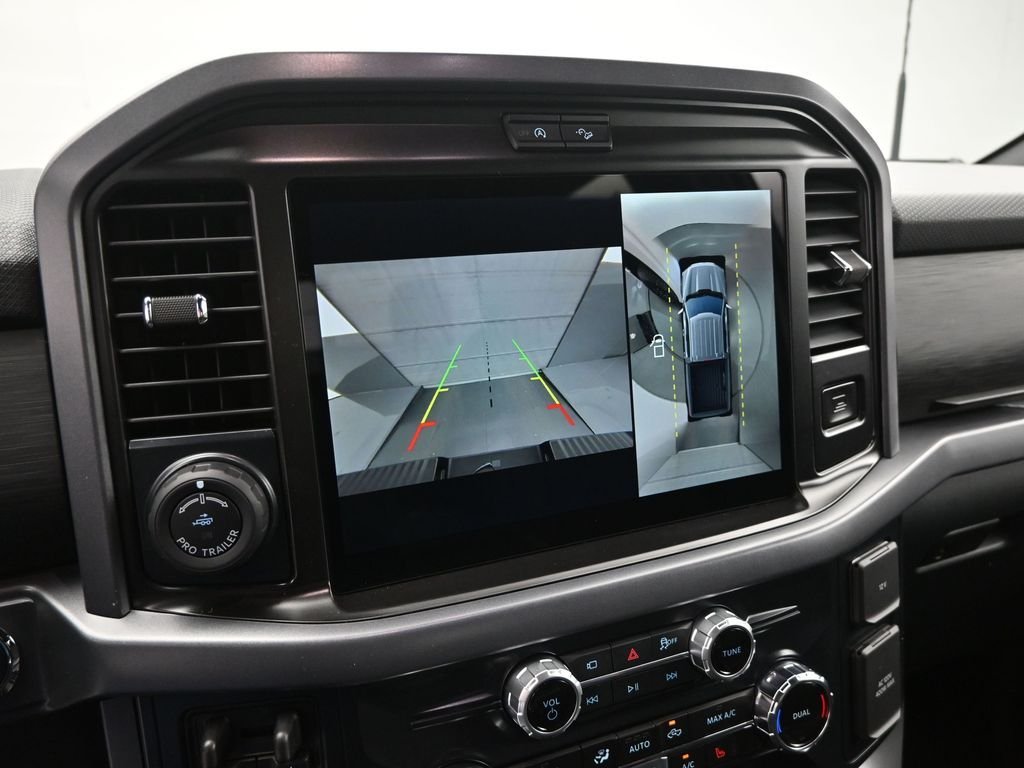 New 2026 Oxford White Ford XLT image 16