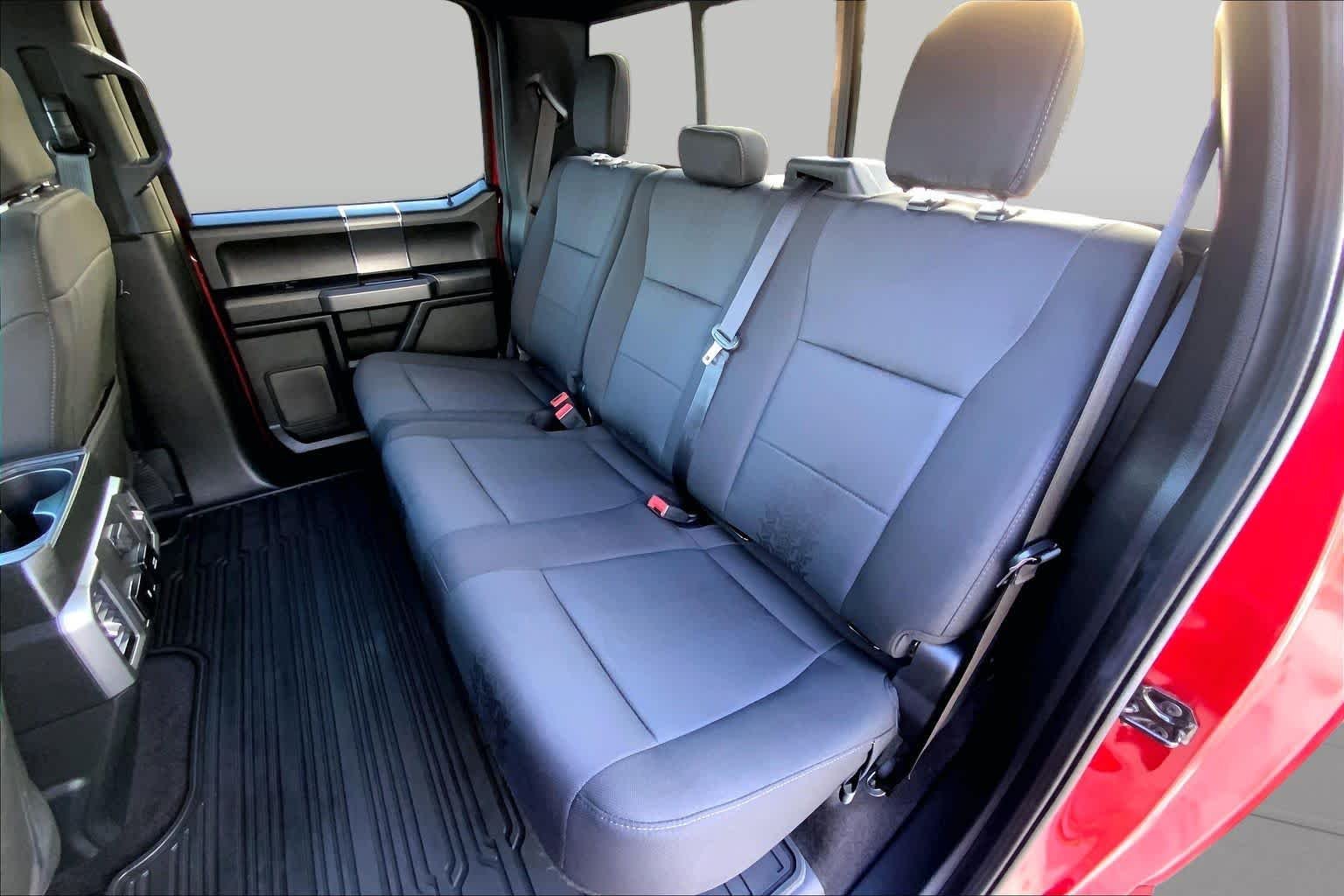 Used 2020 Rapid Red Metallic Tinted Clearcoat Ford XLT image 21