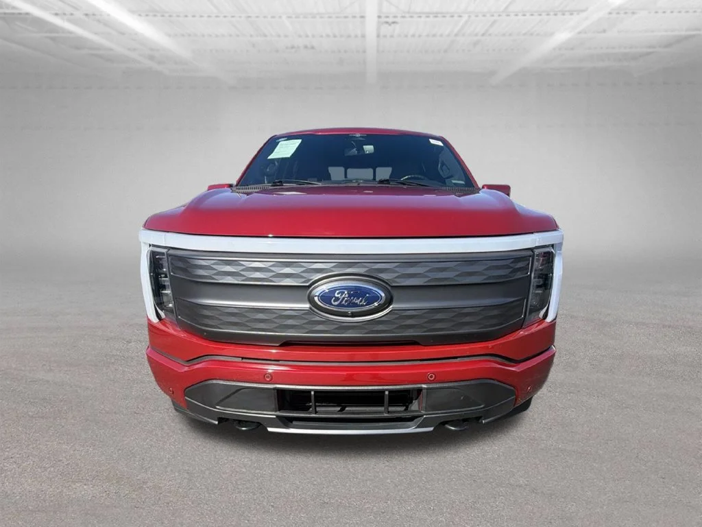 Used 2023 Red Metallic Ford Lariat image 16
