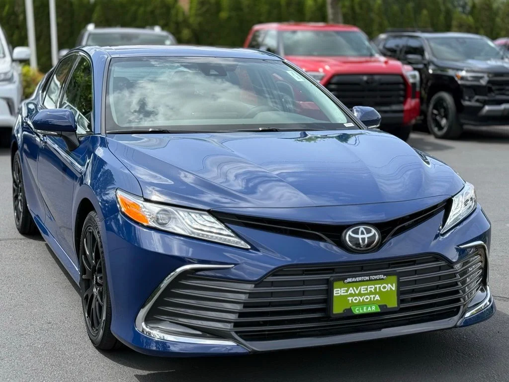Used 2023 Blue Toyota XLE image 7