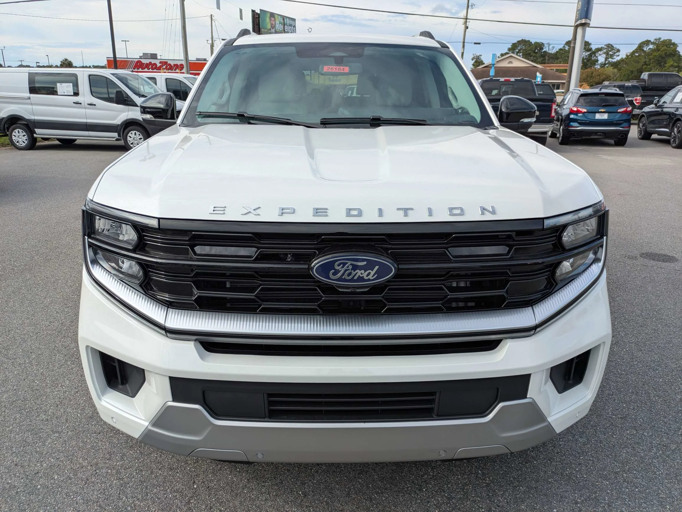 New 2026 Star White Metallic Tri-Coat Ford Platinum® image 9