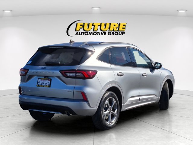 Used 2023 Silver Ford ST-Line image 4