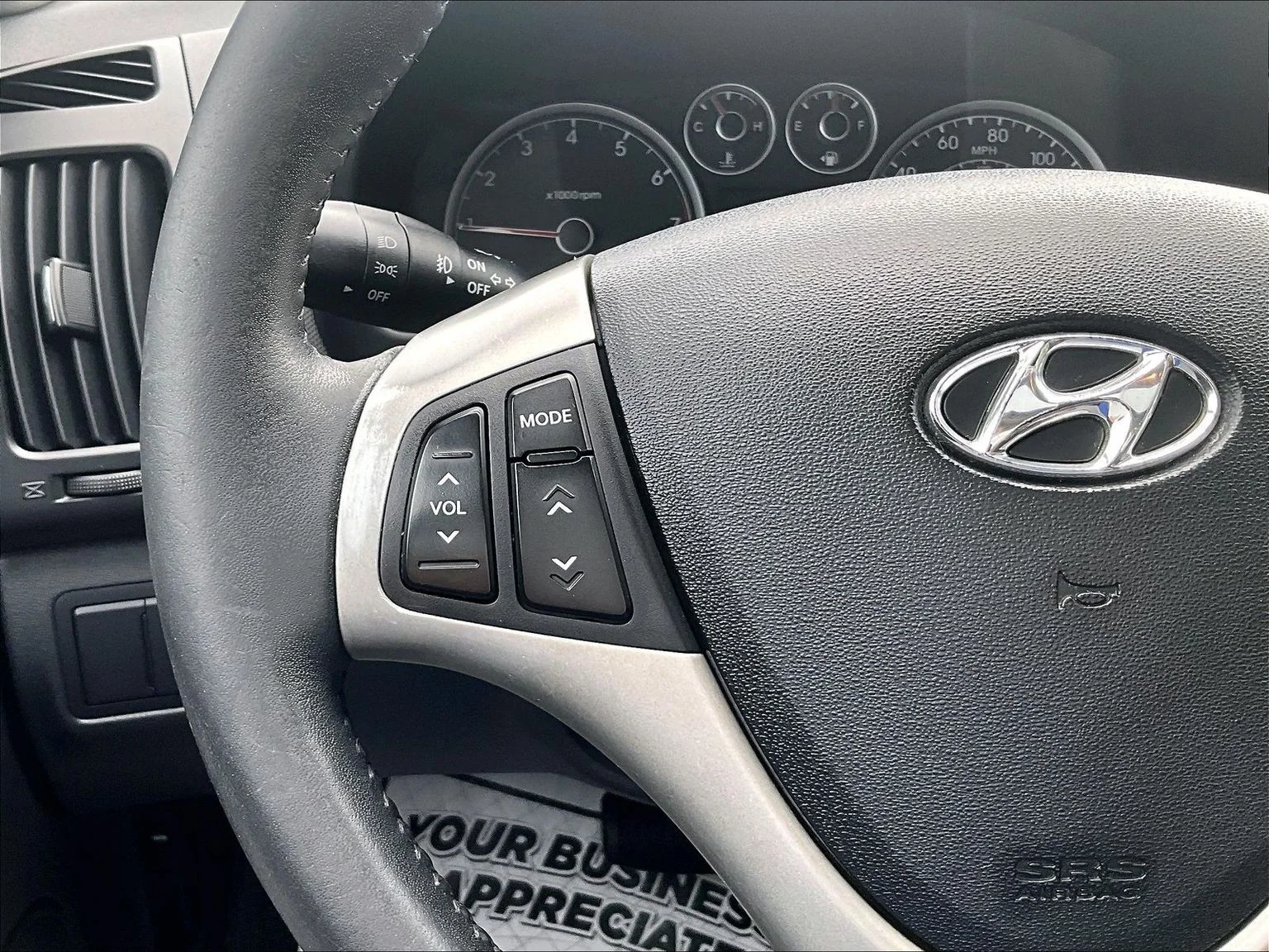 Used 2011 Silver Hyundai SE image 17