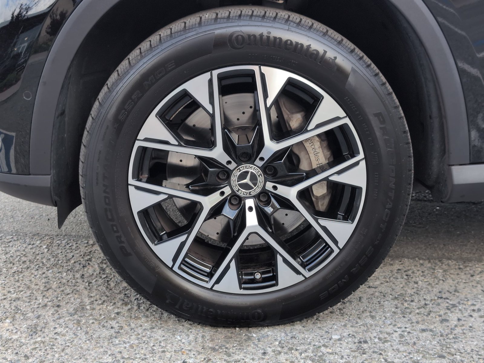 Certified Used 2025 Black Mercedes-Benz GLC 350e image 24