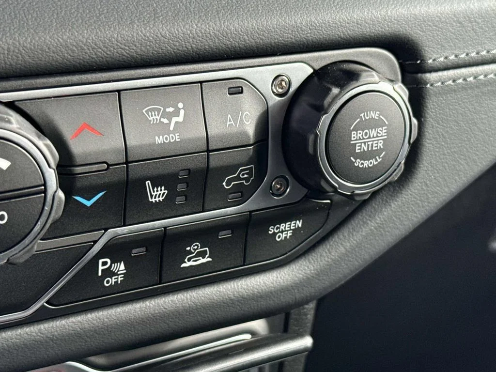 2026 Jeep Gladiator Mojave - Photo 37