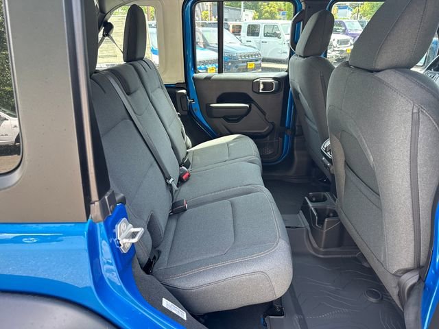 New 2026 Hydro Blue Pearl-Coat Exterior Paint Jeep Sport image 10