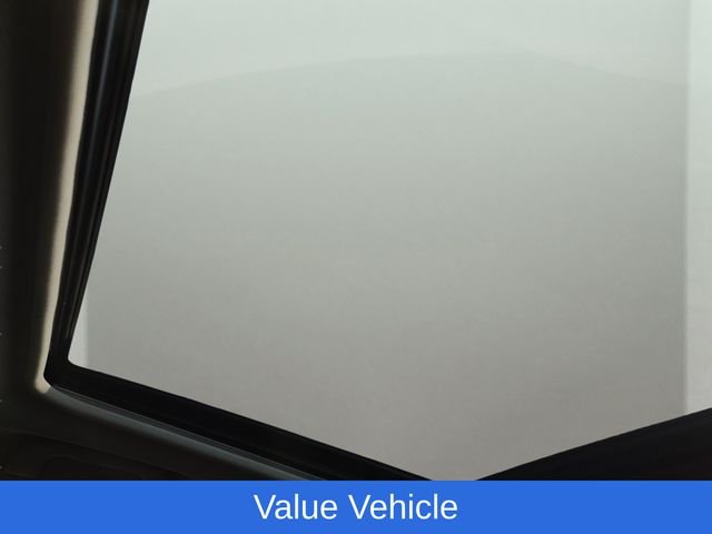 Used 2020 Crystal White Pearl Subaru Premium image 10