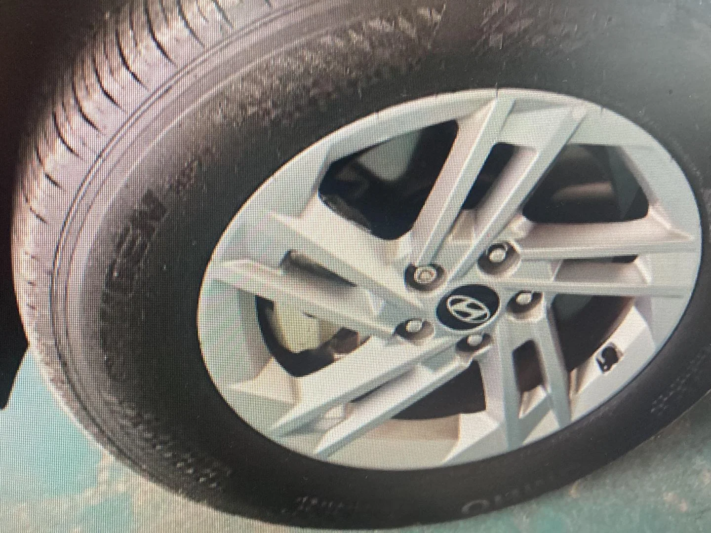 Used 2025 Ultimate Red Hyundai SE image 10