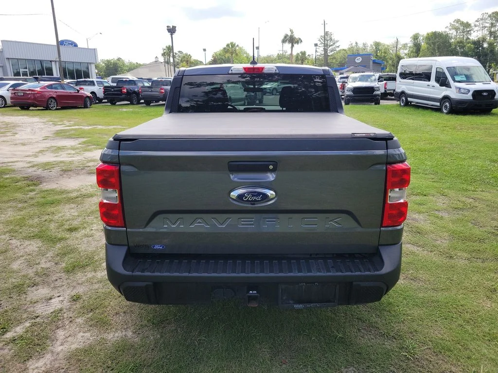 Used 2024 Gray Ford XLT image 9
