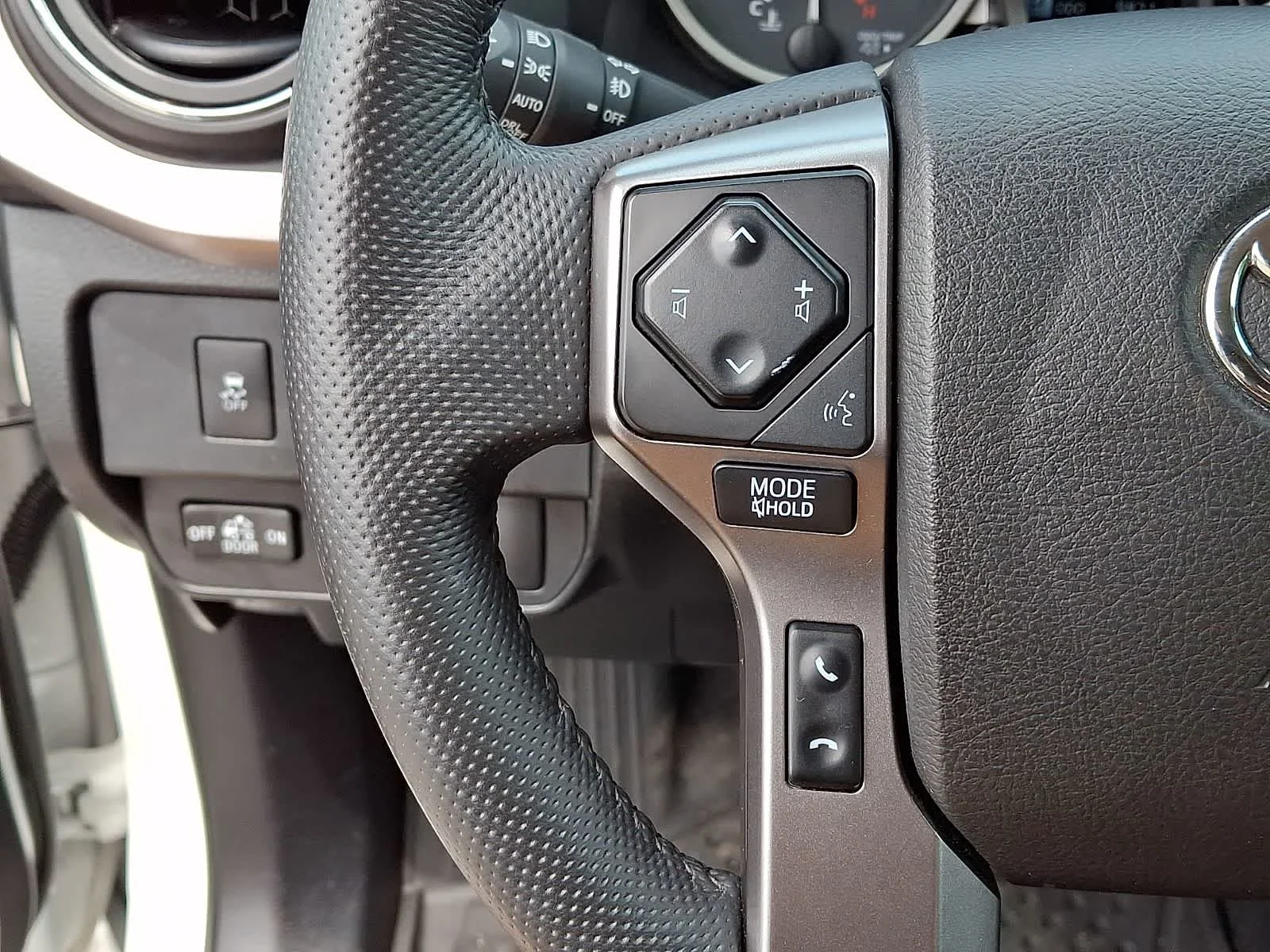 Certified Used 2023 Ice Cap Toyota SR5 image 25
