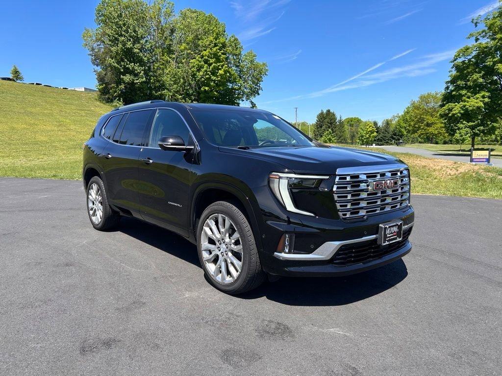 2024 GMC Acadia Denali AWD's photo