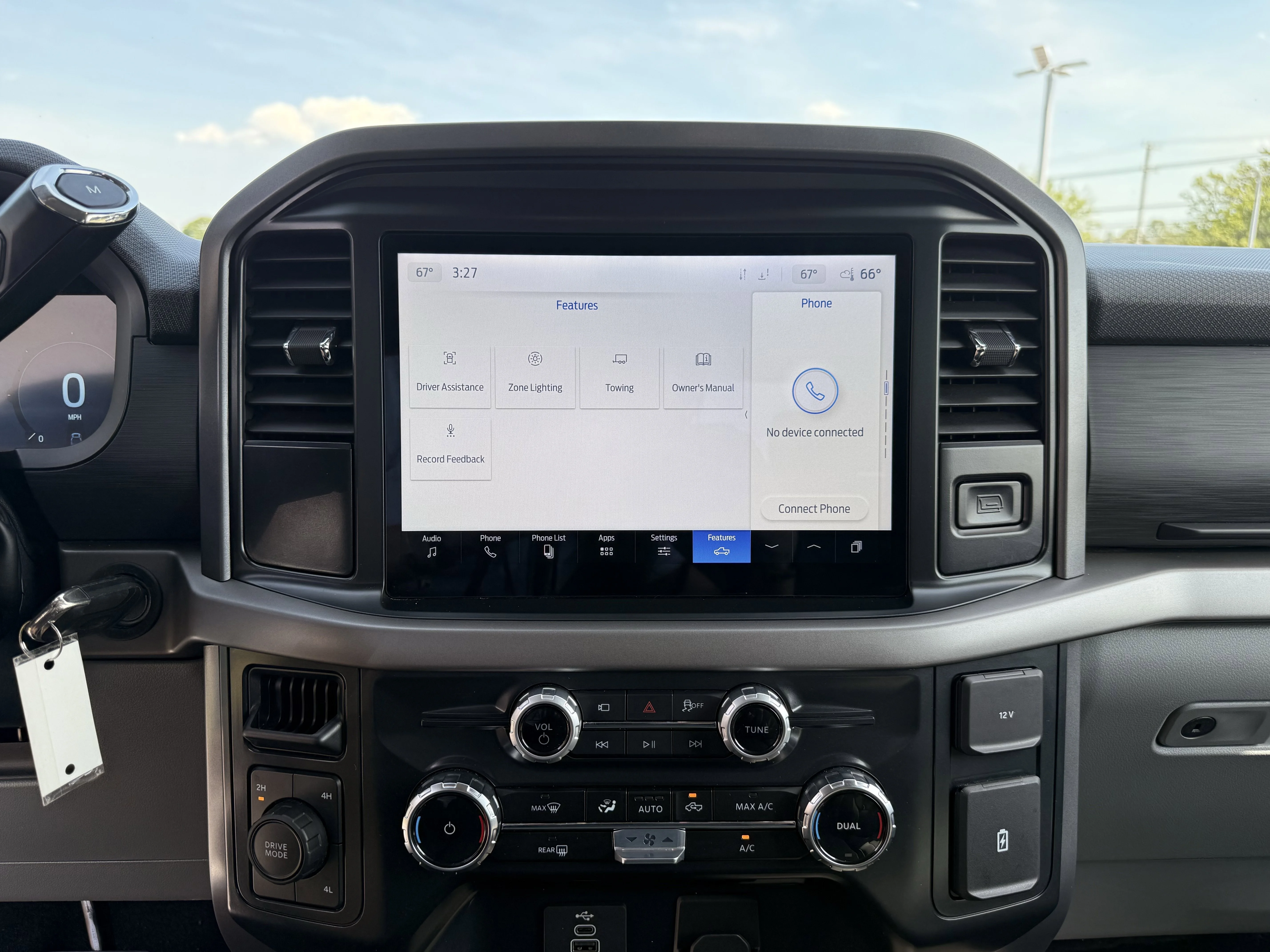 Used 2025 Silver Metallic Ford XLT image 23