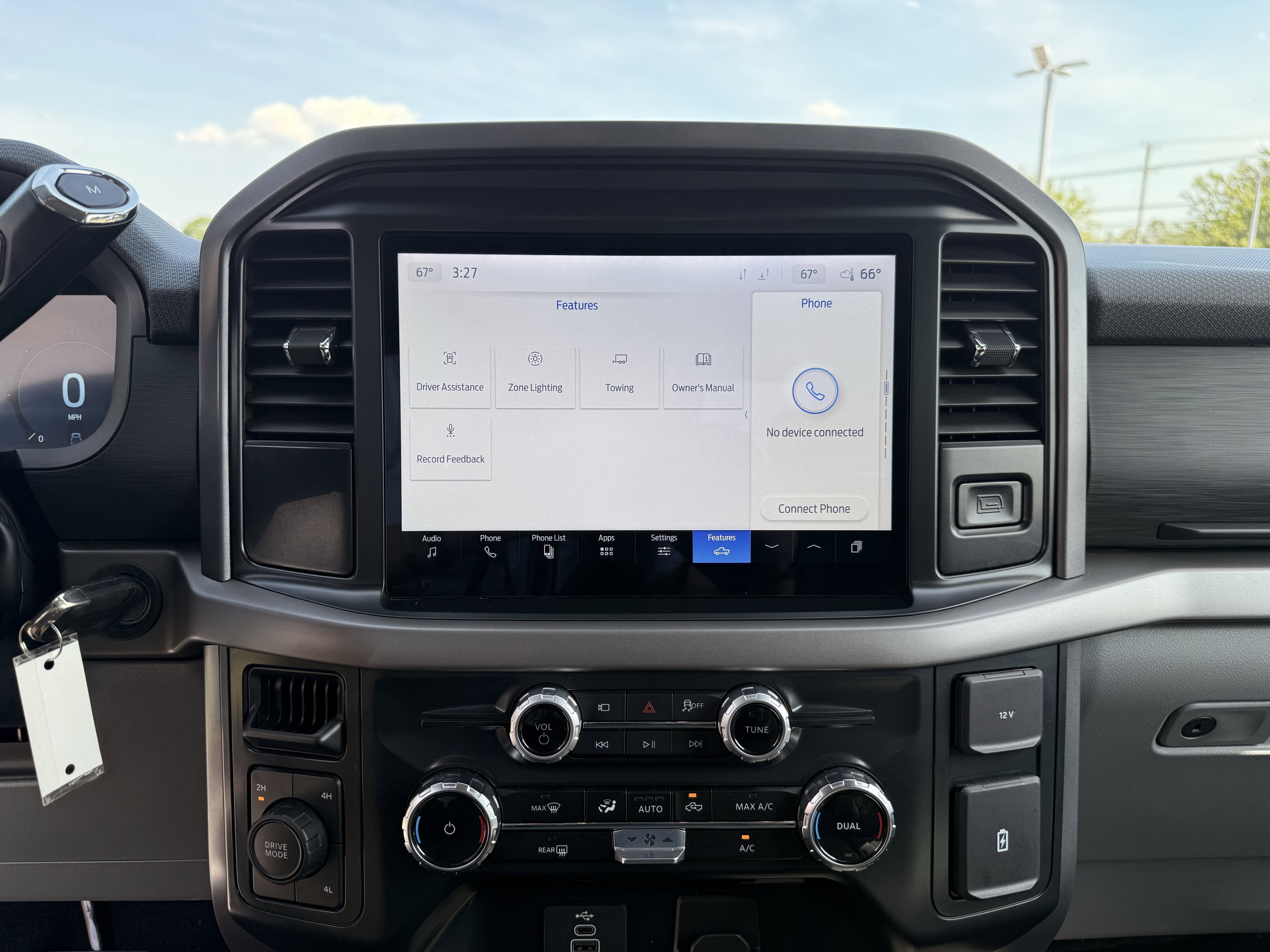 Used 2025 Silver Metallic Ford XLT image 23