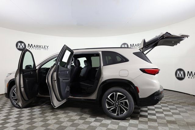 2026 Buick Enclave Sport Touring - Photo 17