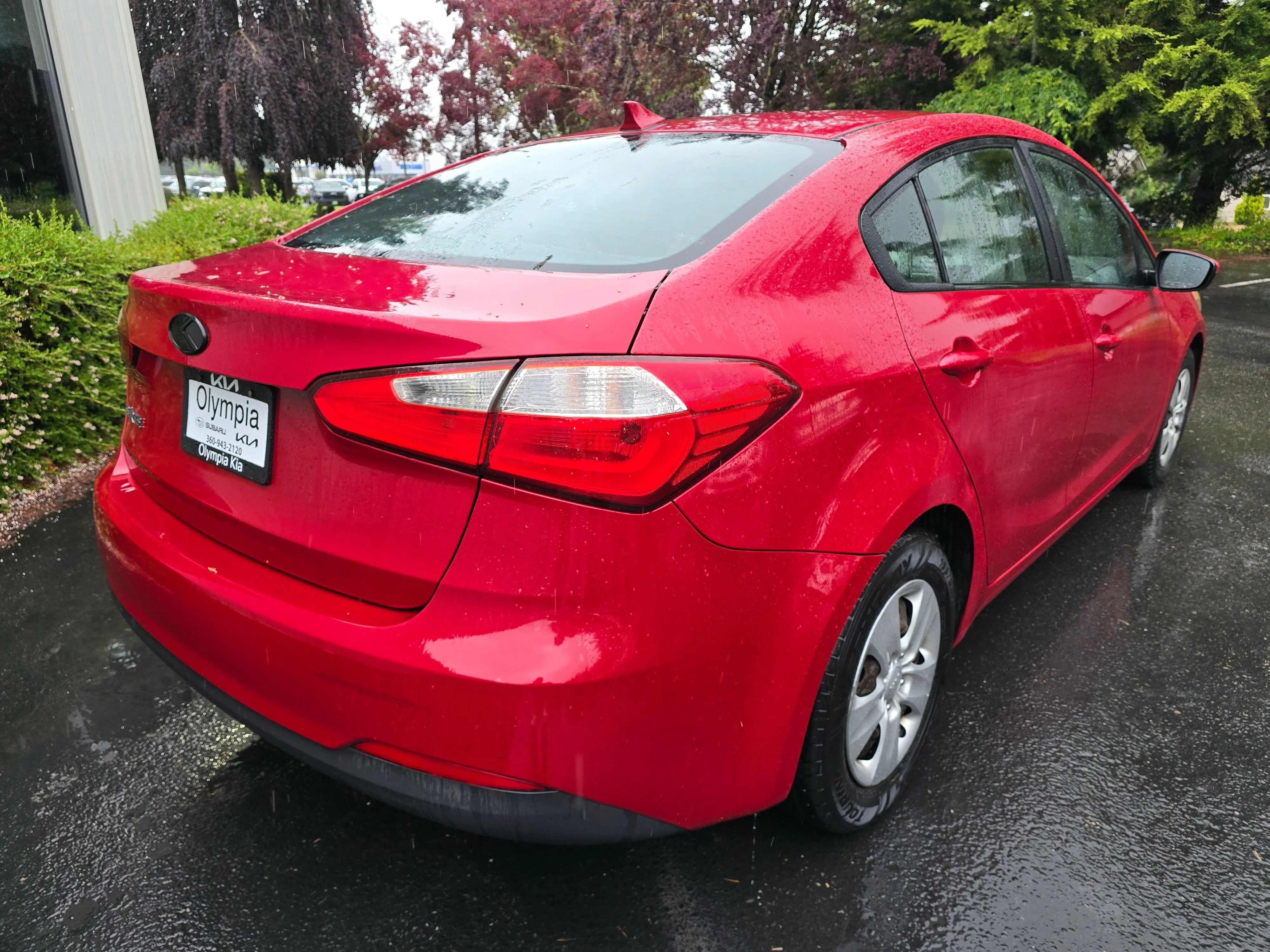 Used 2016 Crimson Red Metallic Kia LX image 4