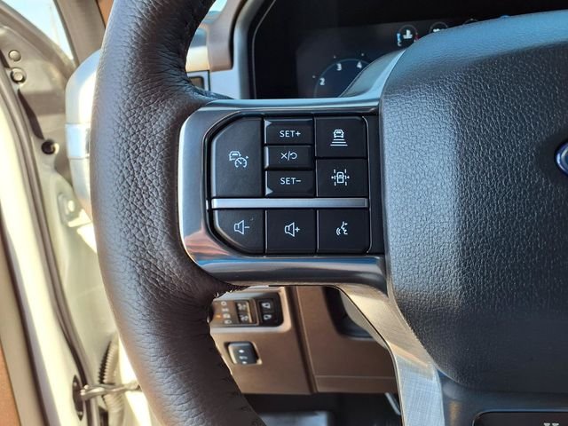 Used 2025 White Ford King Ranch image 18