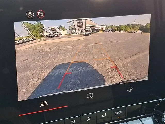 New 2026 Summit White GMC Elevation image 17