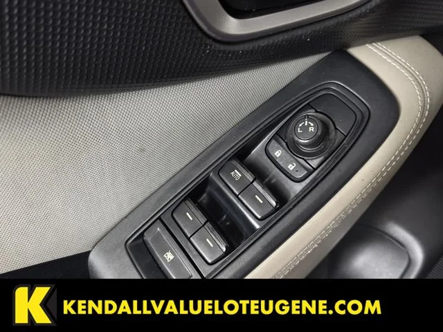 Used 2020 Blue Subaru Base image 22