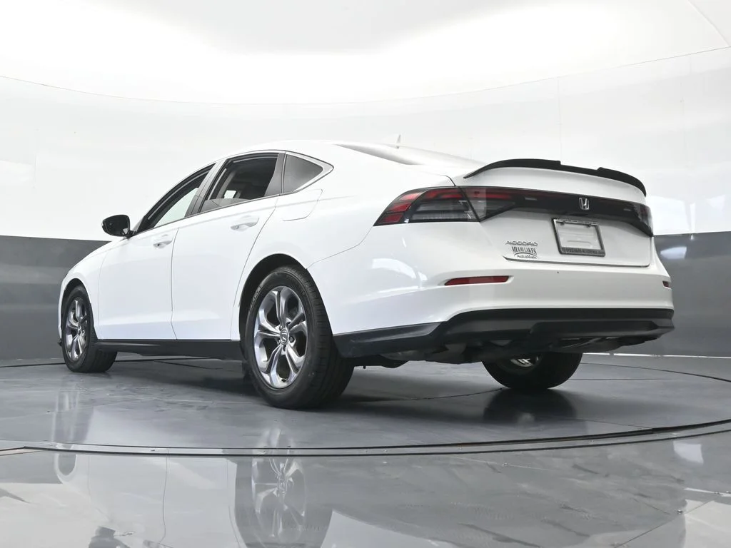 Used 2024 White Honda EX image 56