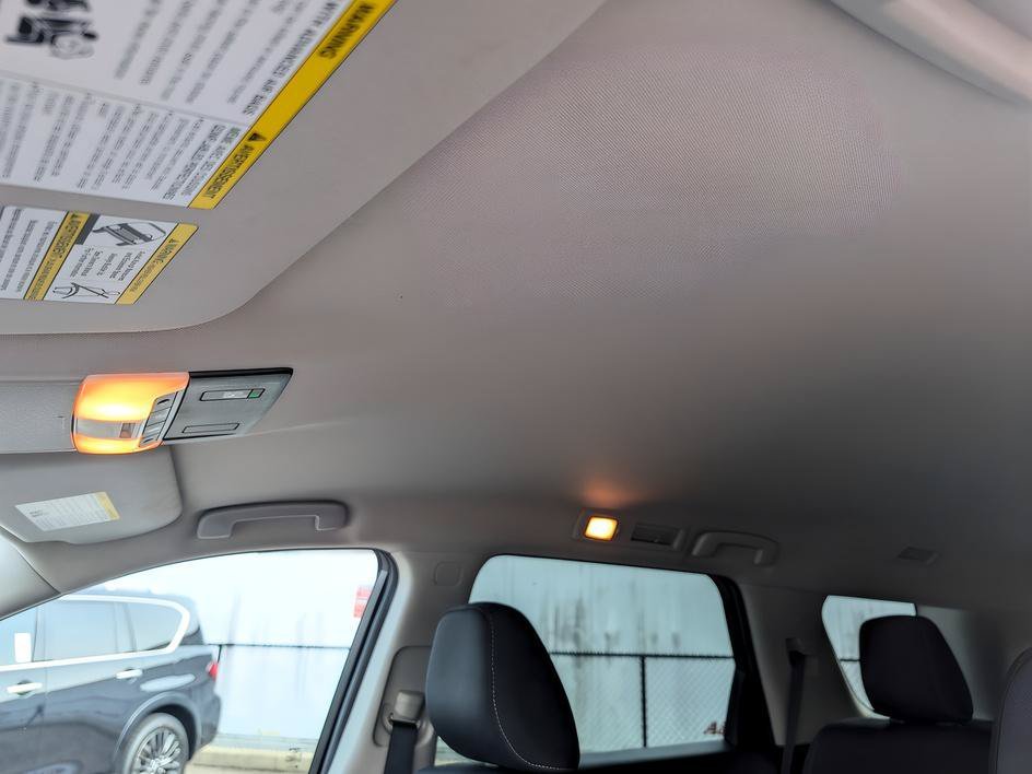 Used 2025 Glacier White Nissan SV image 23