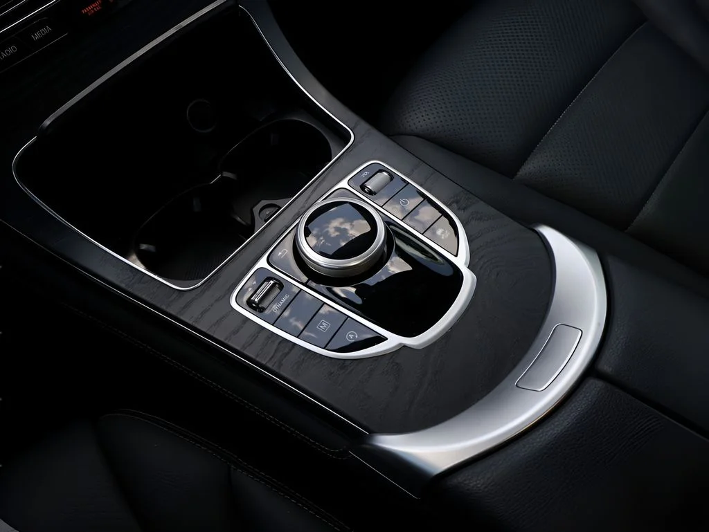 Used 2019 Black Mercedes-Benz GLC 300 image 23
