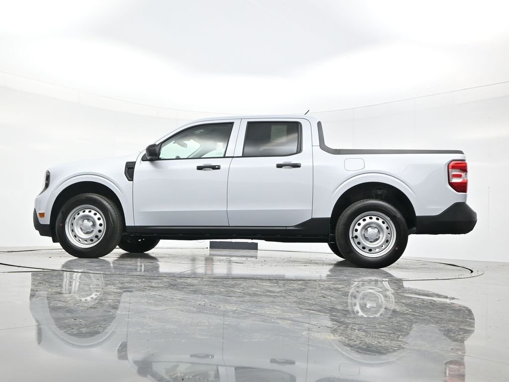 New 2026 Space White Metallic Ford XL image 45