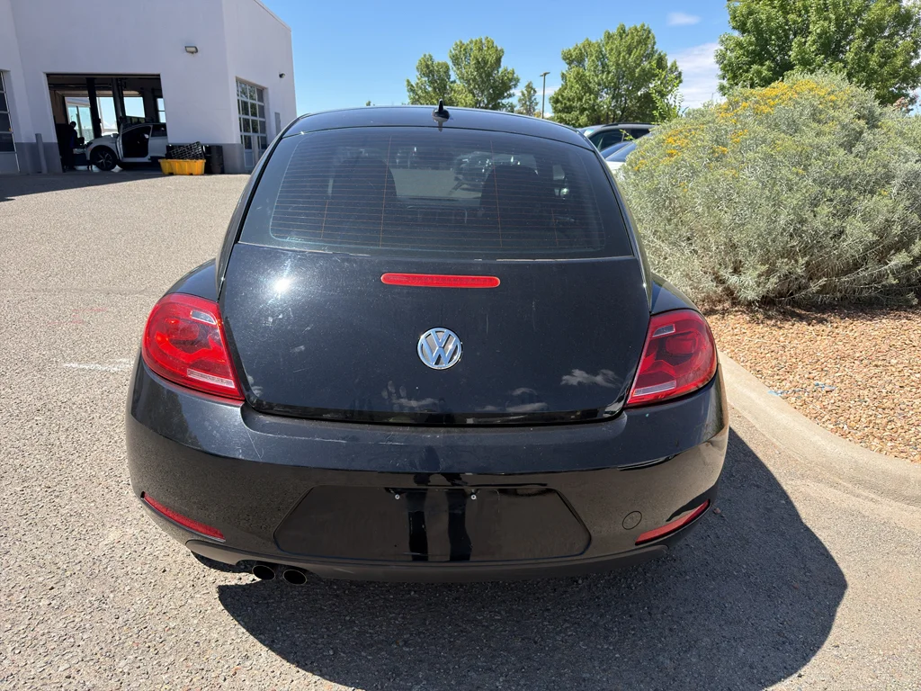 Used 2012 Black Uni Volkswagen 2.5L w/Sun PZEV image 8