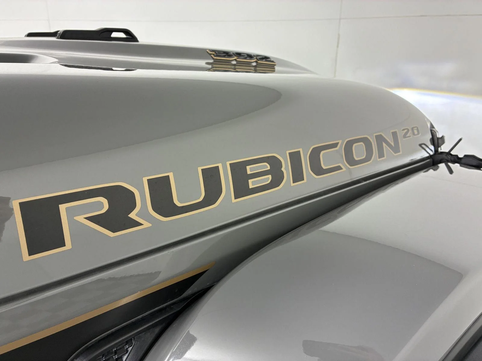 Used 2023 Sting-Gray Clearcoat Jeep Rubicon 20th Anniversary image 34