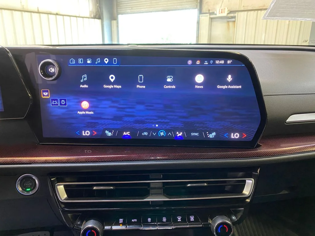 Used 2026 Blue Chevrolet Z71 image 41