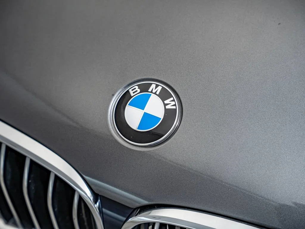Used 2016 Gray Metallic BMW 740i image 12