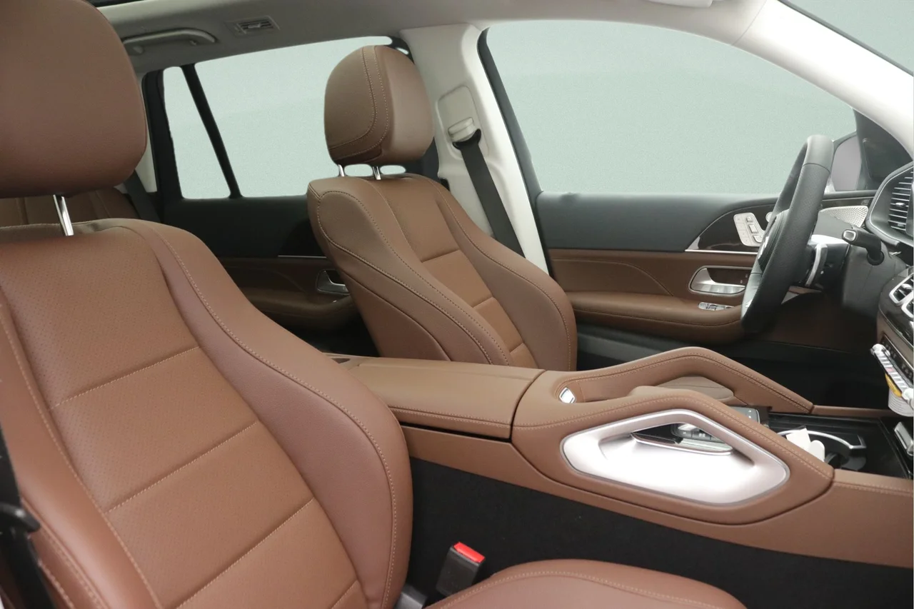 New 2026 Obsidian Black Metallic Mercedes-Benz GLS 450 image 7