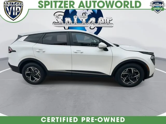Used 2023 White Kia LX image 10