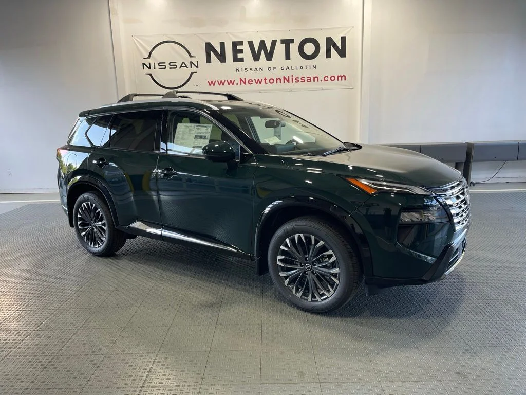 New 2026 Obsidian Green Pearl Nissan Platinum image 2