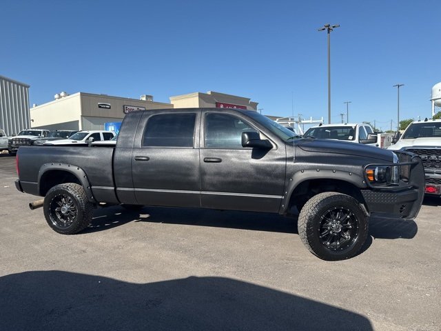 2006 Dodge Ram Laramie photo 2