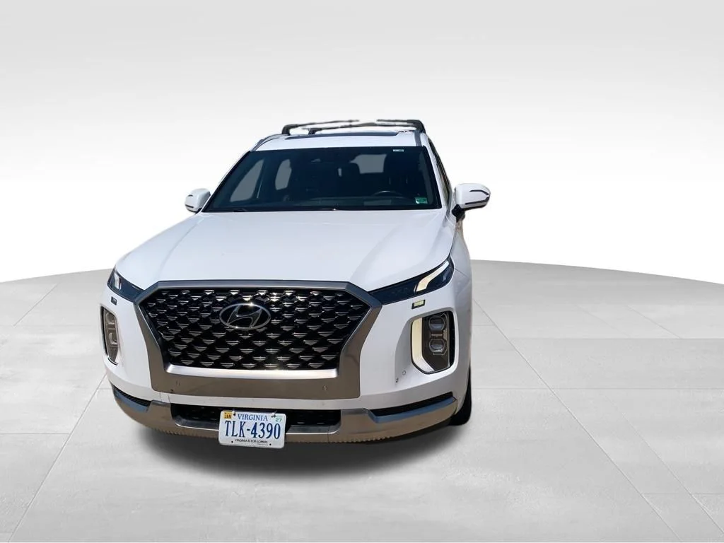 Used 2022 White Hyundai Calligraphy image 4
