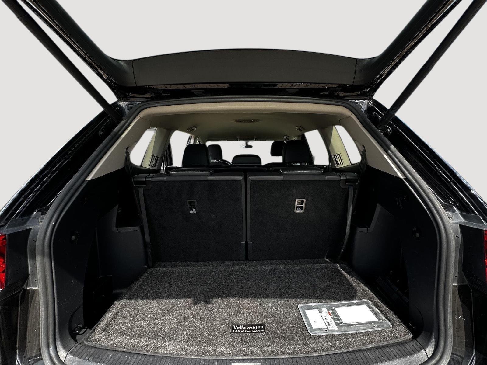 2021 Volkswagen Atlas SE w/Tech - Photo 32