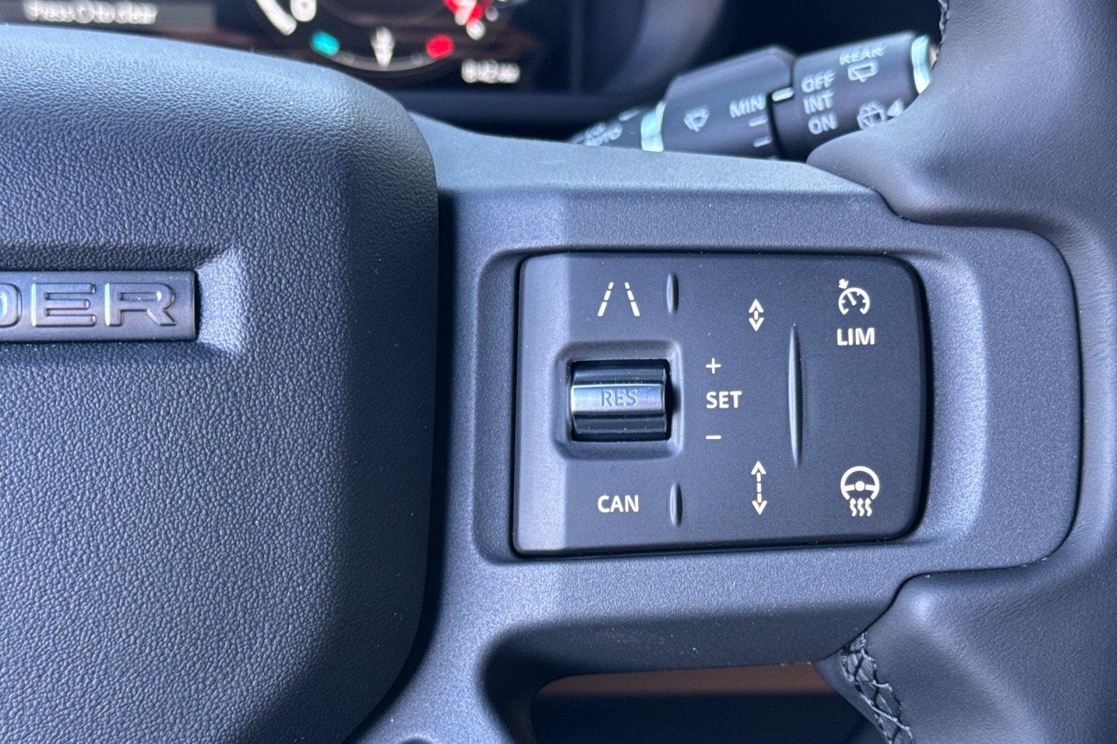 New 2026 Santorini Black Land Rover S image 29