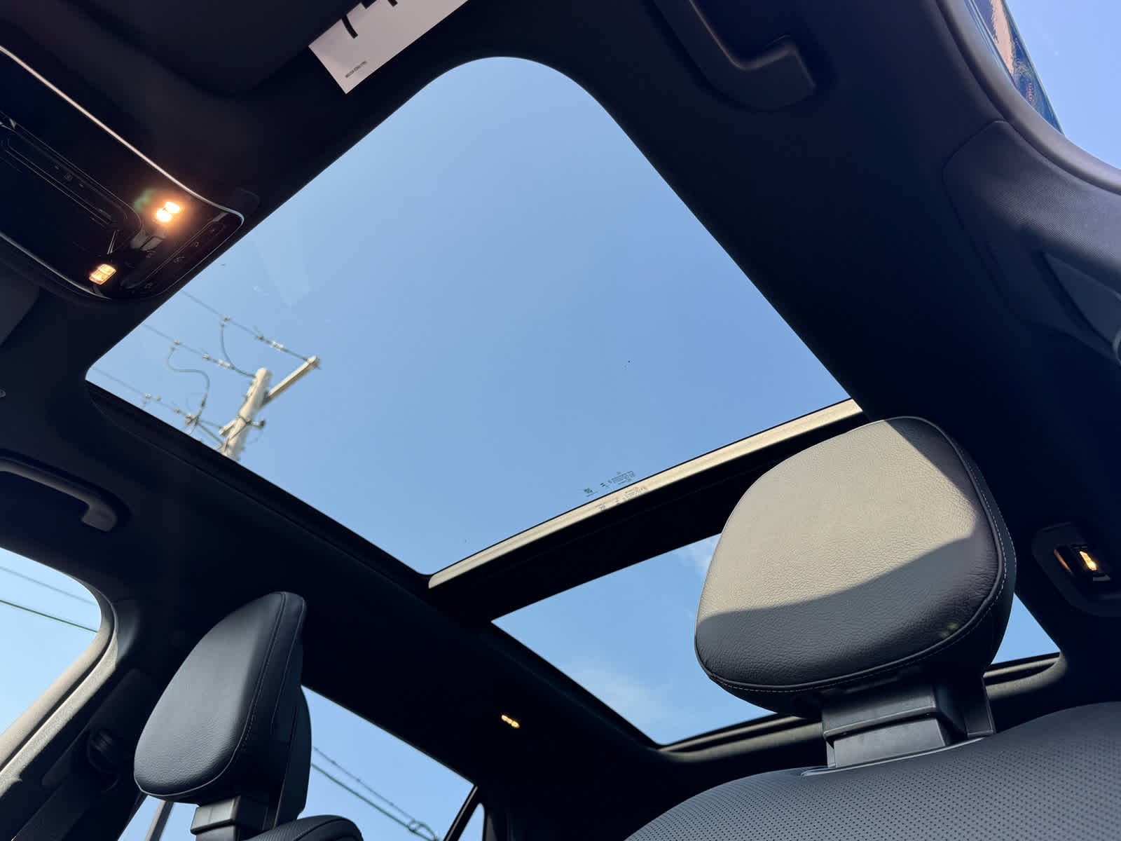 New 2027 Starling Blue Metallic Mercedes-Benz GLC 300 image 14