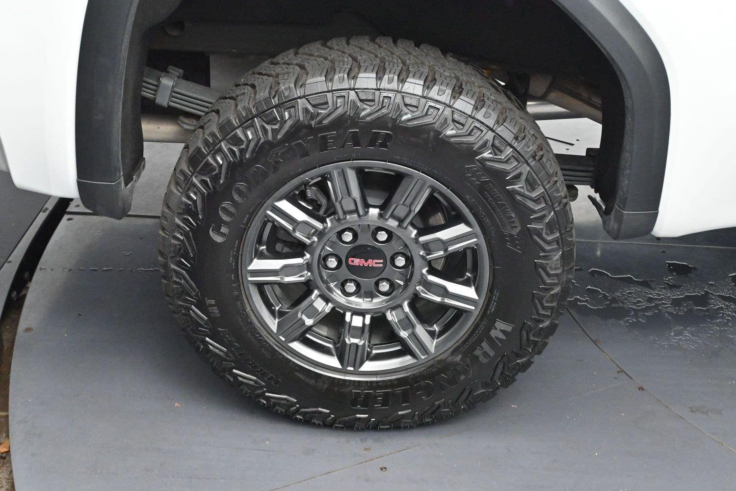 Used 2026 Summit White GMC AT4X image 40