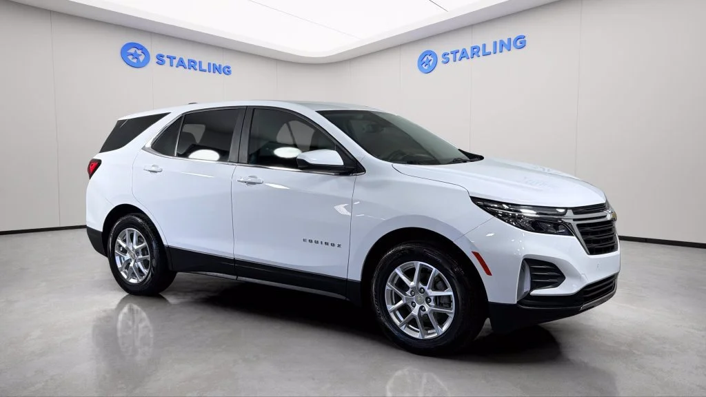Used 2022 SUMMIT WHITE Chevrolet LT image 13