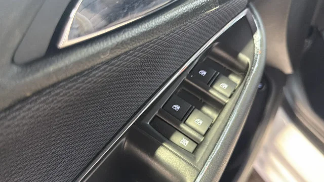 Used 2019 White Chevrolet LS image 27