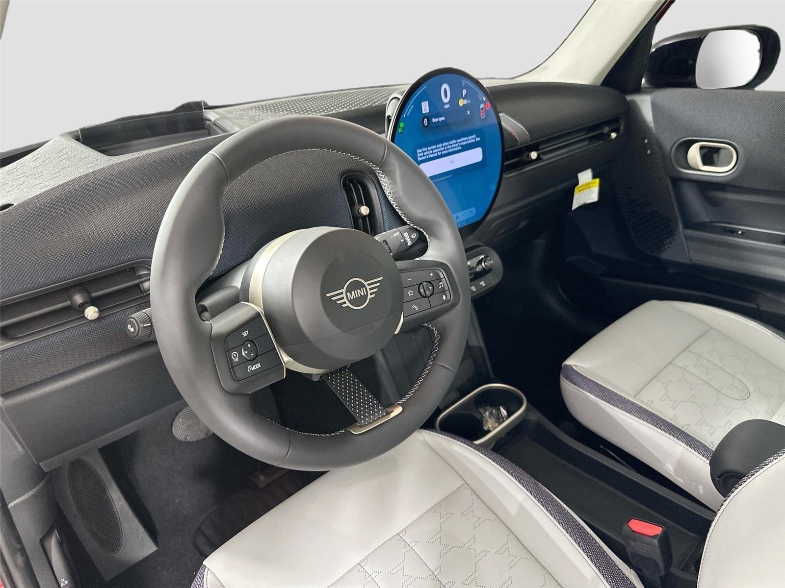 2025 MINI Hardtop 4 Door S - Photo 7
