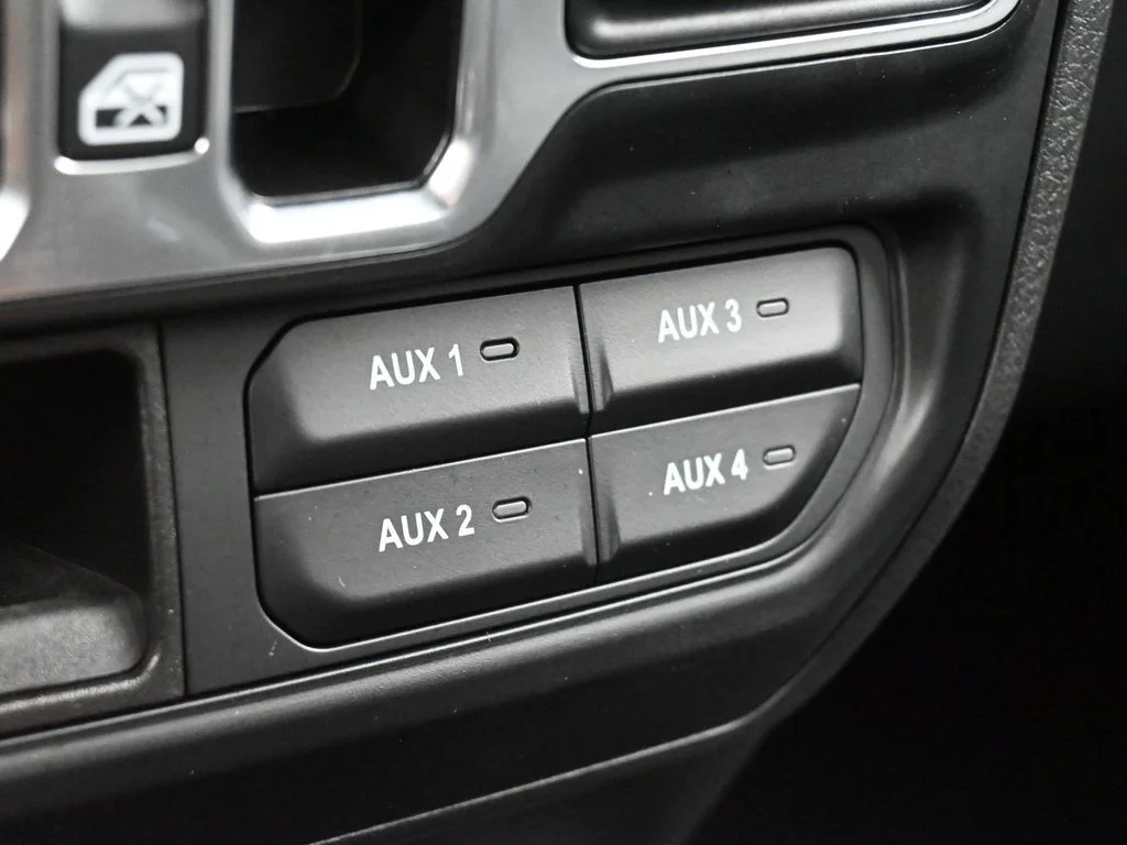 Used 2024 Black Clearcoat Jeep Sport S image 23