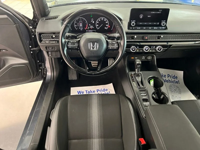 Used 2023  Honda Sport image 26